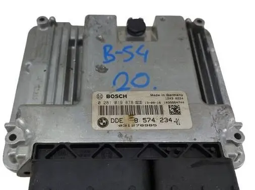 BMW 5 F10 F11 Engine control unit/module ECU 8574234