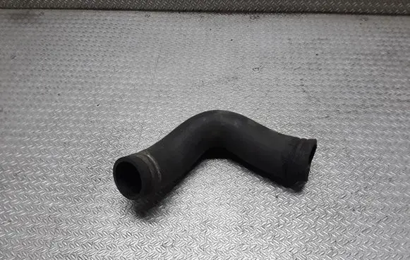 Subaru Forester SF Engine coolant pipe/hose