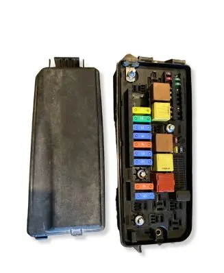 Opel Signum Fuse box set 13144711 519068001 00070318