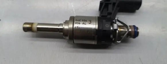 Volkswagen Jetta USA Fuel injector 04E906036AL