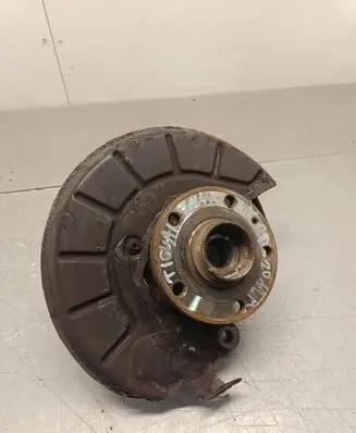 Volkswagen Tiguan Front wheel hub