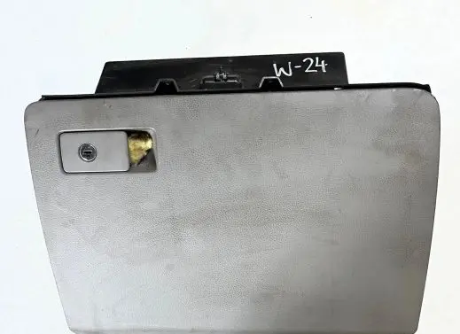Volkswagen PASSAT B6 Glove box 3C1857114 P0108696 T0024Z26