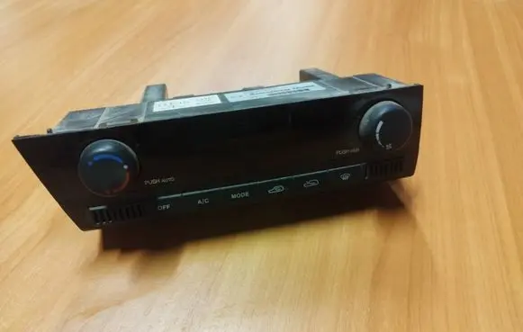 SsangYong Actyon Climate control unit 6870009080