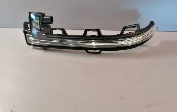 BMW X5 G05 Mirror indicator light 7441439 63137441439