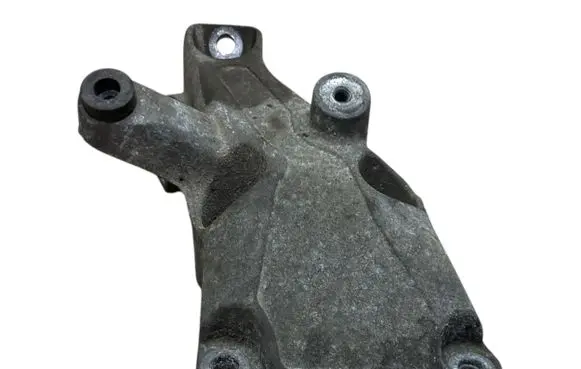 BMW 1 E81 E87 Engine mounting bracket 22116776529 221133