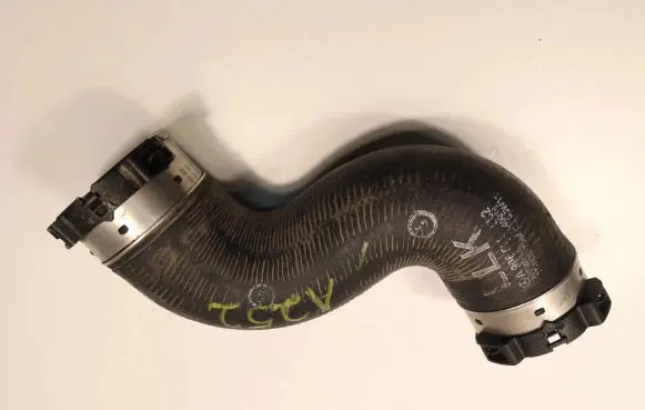 Mercedes-Benz Sprinter W906 Engine coolant pipe/hose