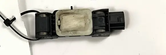 Nissan Note (E11) Other engine bay part