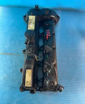 Mercedes-Benz Sprinter W906 Rocker cam cover A6510105844 0419584