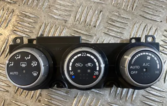 Nissan Murano Z50 Climate control unit 27500CC000 C4Y23 A0200015B00000