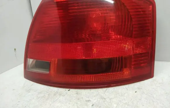 Audi A4 S4 B7 8E 8H Rear/tail lights 484112R 748302R 8E9945096