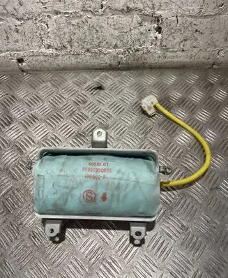 Toyota Corolla E120 E130 Passenger airbag 6098001