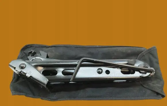 Opel Corsa D Lift Jack 09127172