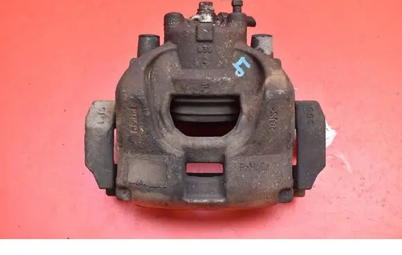 Ford Mondeo MK I Front brake caliper
