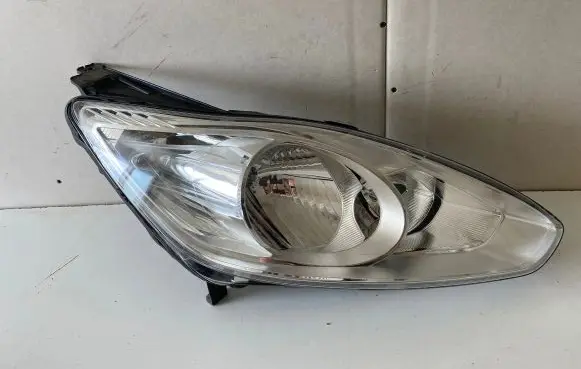 Ford C-MAX II Headlight/headlamp AM5113W029AF 89502244 9AEA094407DB