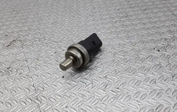 Volkswagen PASSAT B5.5 Coolant temperature sensor 269415