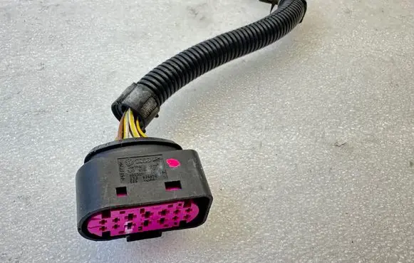Volkswagen Touareg I Headlight/headlamp wiring loom/harness 1J0973137