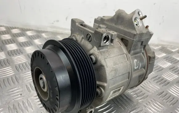 Mercedes-Benz C W204 Air conditioning (A/C) compressor (pump) A0022304511 Z0006615E 1031487749