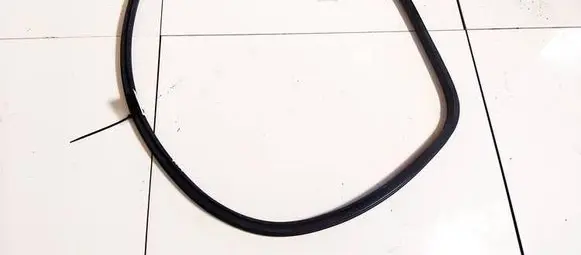 Suzuki Swift I Rubber seal front coupe door 