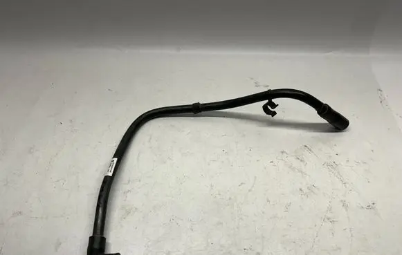 Dodge Challenger Breather hose/pipe 05184805AE