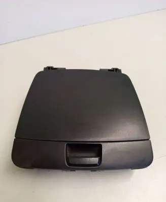 Hyundai i30 Glove box 847702L000