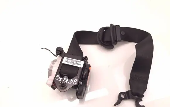 BMW X3 F25 Front seatbelt S2725843606 12B3114P0449 7258436