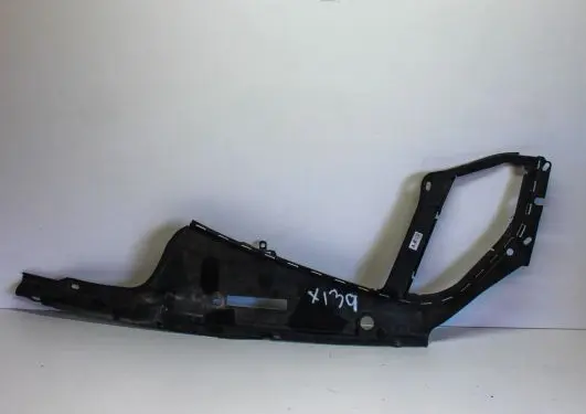 BMW 5 F10 F11 (B) pillar trim (top) 7019804