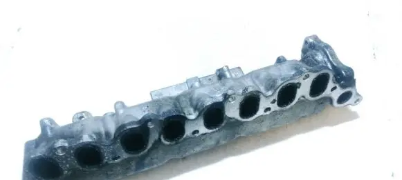 Toyota Previa (XR30, XR40) II Intake manifold 