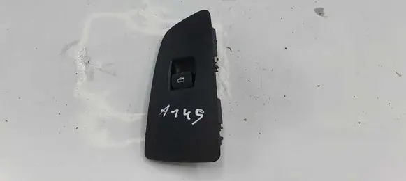 BMW 1 E81 E87 Electric window control switch 06532