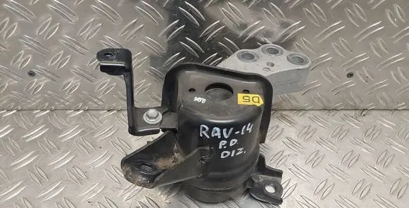 Toyota RAV 4 (XA40) Engine mount bracket 