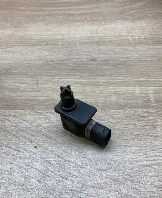 BMW 5 E39 Bonnet alarm switch sensor 8374745