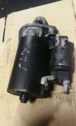 Mercedes-Benz E W210 Starter motor 1005821753
