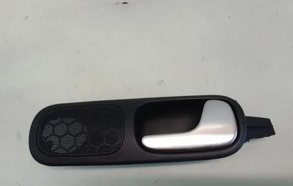 Audi A3 S3 8P Front door interior handle 8L0837020
