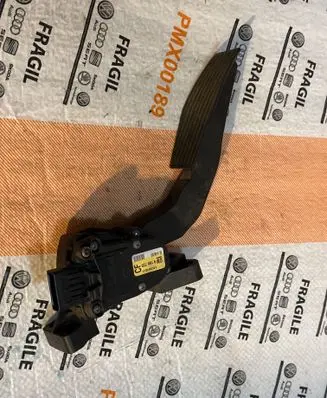 Opel Vectra C Accelerator throttle pedal 6PV00832201 9186725