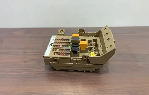 Subaru Forester SK Fuse box set 82201SJ400