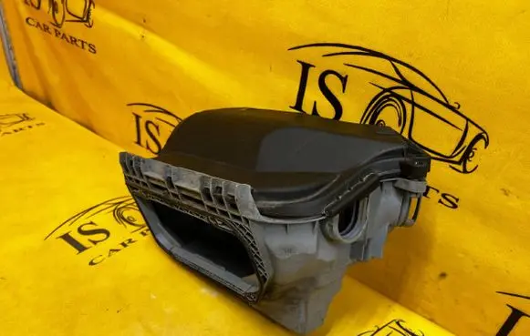 Porsche Macan (95B) Fuse box cover 8K1907613C