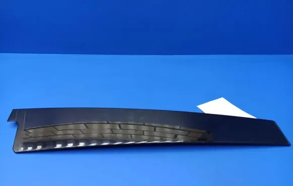 Mercedes-Benz S W221 Front door glass trim molding A2216901187