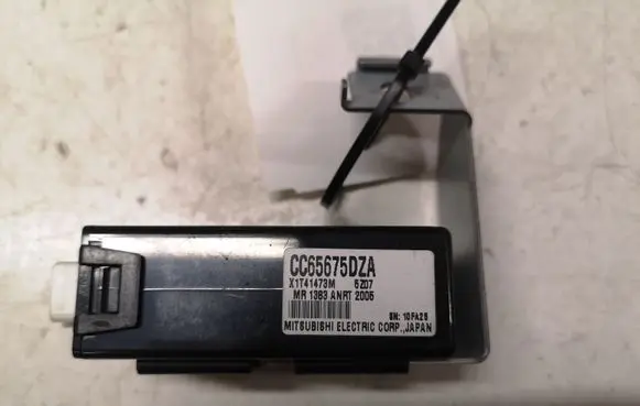 Mazda 5 Central locking relay CC65675DZA