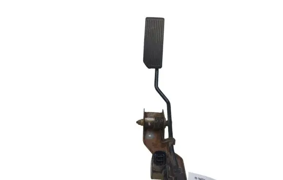 Nissan X-Trail T30 Accelerator throttle pedal 18919AM810