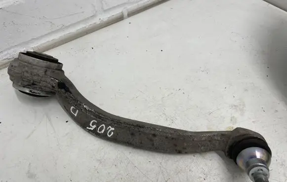 Mercedes-Benz C W205 Front lower control arm/wishbone