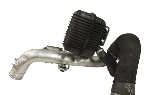 Porsche Macan (95B) Intercooler hose/pipe 95B145673F