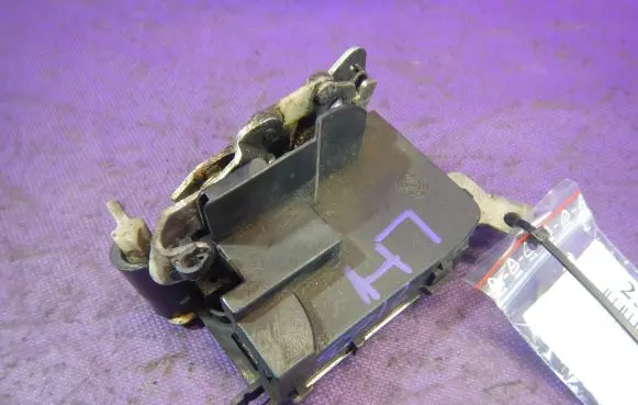 Fiat Albea Rear door lock
