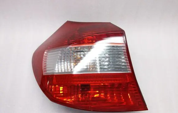 BMW 1 E81 E87 Rear/tail lights 6924501