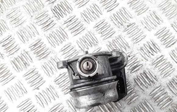 BMW 5 E60 E61 Throttle valve 780437301 B81800054