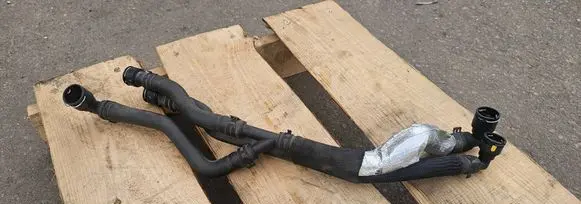 Chevrolet Corvette C7 Engine coolant pipe/hose 22768503