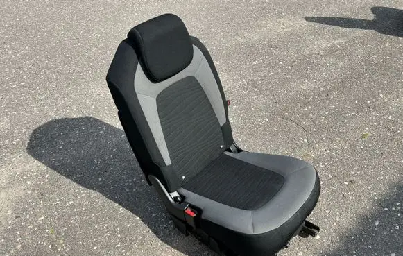 Citroen C4 II Picasso Rear seat