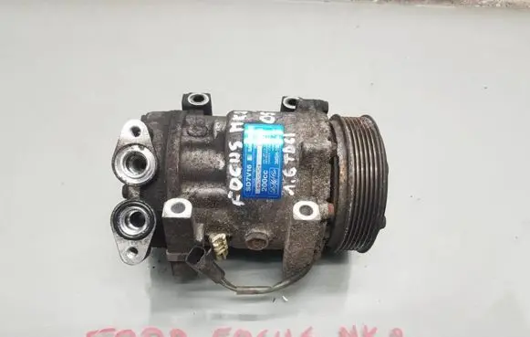 Ford Focus Air conditioning (A/C) compressor (pump) 3M5H-19D629-SB