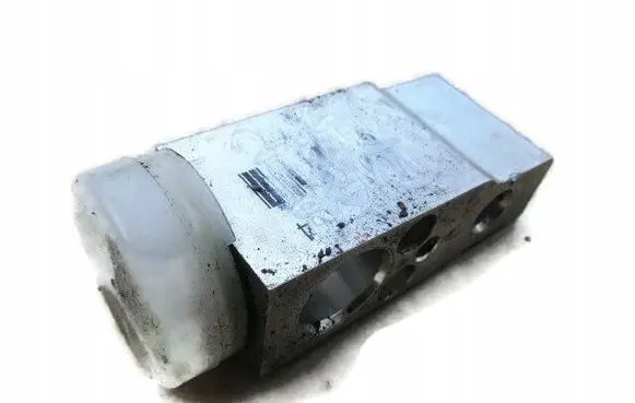 Citroen C4 Grand Picasso Air conditioning (A/C) expansion valve 