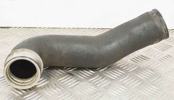 Mercedes-Benz ML W164 Intercooler hose/pipe A1645280382
