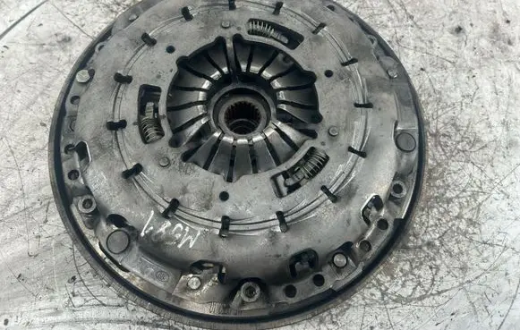 BMW 1 E82 E88 Clutch set kit 324063910