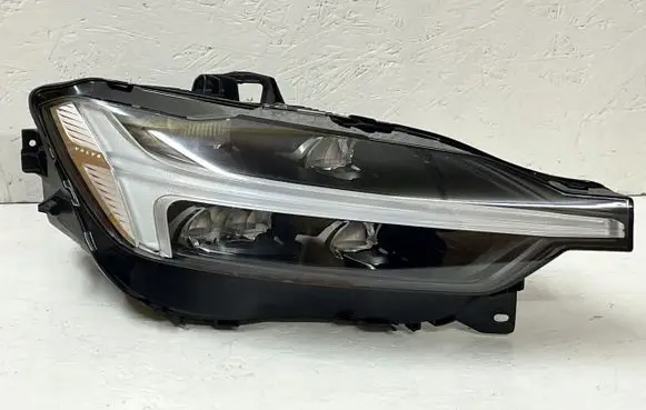 Volvo XC60 Headlight/headlamp
